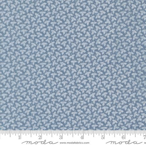 Butternut and Sage Dark Blue Fall Foliage Blenders Leaf